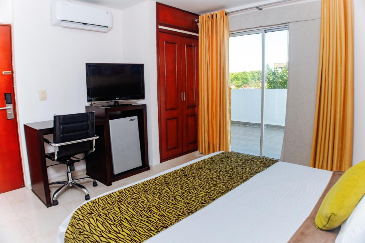 Hotel Luxor Cúcuta Kültér fotó